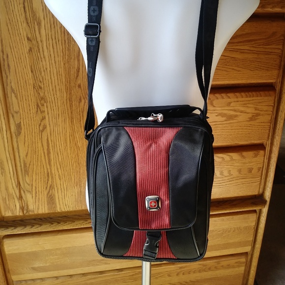 Padded Bag for MP3-camera-Cell phone - Picture 2 of 9